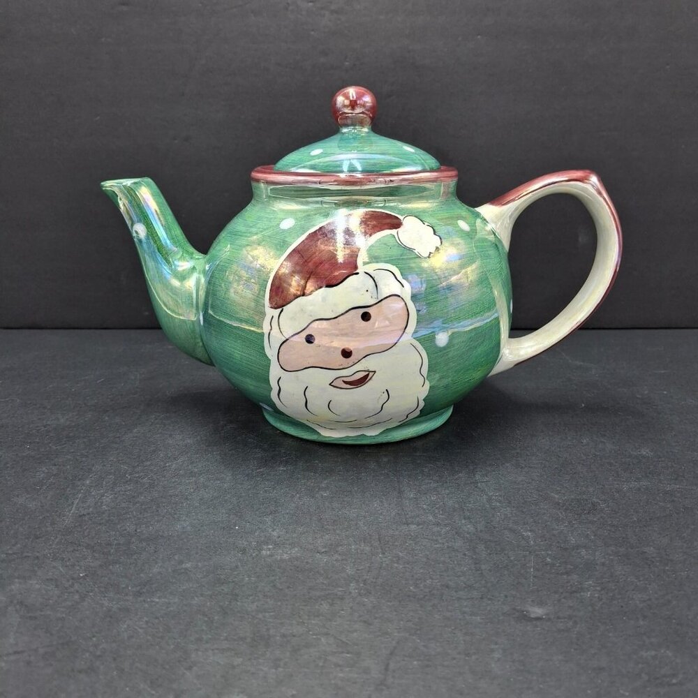 The Hudson's Bay Co. Christmas Street Hand Painted Teapot 8 cup Made in Thailand